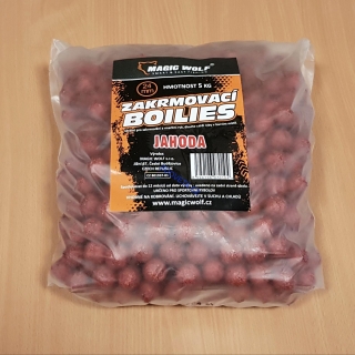 Magic Wolf 24mm ZAKRMOVACÍ BOILIES 5 kg - JAHODA